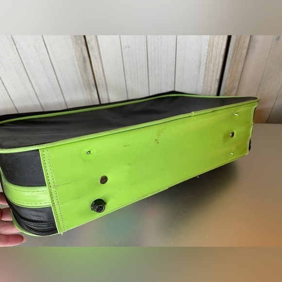 Vintage Sanrio Skateboarding Suitcase 1991 90s Neon Skateboard 1989 80s - Picture 8 of 8